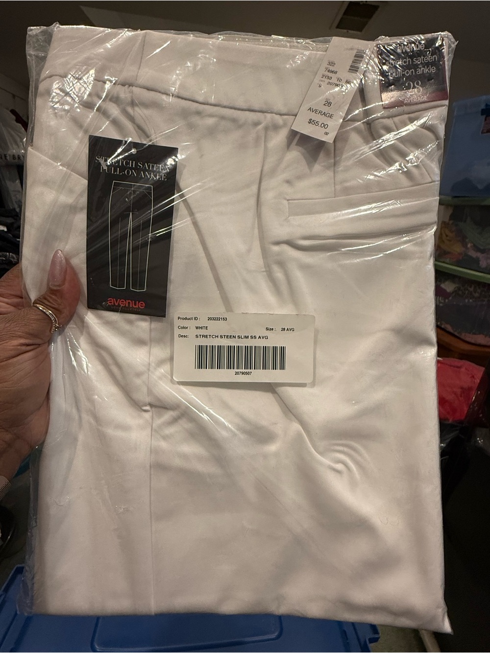 NWT Avenue White Stretch Sateen Pull-On Pants